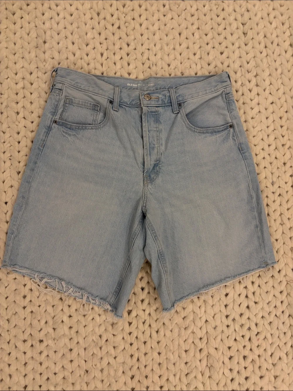 Old Navy Light Wash Mid Rise Baggy Denim Shorts. Button Fly. 9” inseam.
